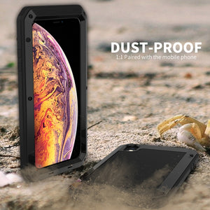 For iPhone XS Max Waterproof Dustproof Shockproof Aluminum Alloy + Tempered Glass + Silicone Case (Gold)