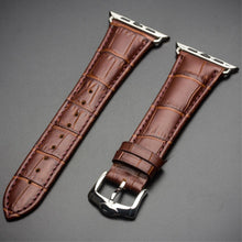 QIALINO Crocodile Pattern Genuine Leather Watch Wrist Strap for Apple Watch Series 7 45mm/ Series 6 SE 5 4 44mm / Series 3 2 1 42mm - Brown