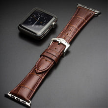 QIALINO Crocodile Pattern Genuine Leather Watch Wrist Strap for Apple Watch Series 7 45mm/ Series 6 SE 5 4 44mm / Series 3 2 1 42mm - Brown