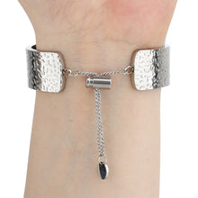 Simple 316 Stainless Steel Embossed Bracelet Watch Band for Apple Watch Series 7 41mm / 6 & SE & 5 & 4 40mm / 3 & 2 & 1 38mm(Silver)