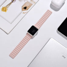 Magnetic Loop Watch Band For Apple Watch Series 7 41mm / 6 & SE & 5 & 4 40mm / 3 & 2 & 1 38mm(Pink)