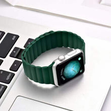 Magnetic Loop Watch Band For Apple Watch Series 7 41mm / 6 & SE & 5 & 4 40mm / 3 & 2 & 1 38mm(Green)