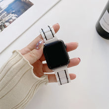 Five Beads Ceramic Steel Watch Band For Apple Watch Ultra 49mm / Series 8&7 45mm / SE 2&6&SE&5&4 44mm / 3&2&1 42mm(White + Black)