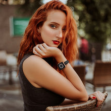 Business Style Leather Watch Band For Apple Watch Series 8&7 41mm / SE 2&6&SE&5&4 40mm / 3&2&1 38mm(Black Rose Gold Buckle)