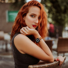 Business Style Leather Watch Band For Apple Watch Ultra 49mm / Series 8&7 45mm / SE 2&6&SE&5&4 44mm / 3&2&1 42mm(Brown Rose Gold Buckle)