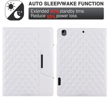 Checkered Pattern Horizontal Flip Leather Case with Holder & Card Slots & Hand Strap For iPad 10.2 (2021 / 2020 / 2019) / Air 10.5 2019 / Pro 10.5 2017(White)