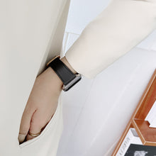 Classic Buckle Leather Watch Band For Apple Watch Series 8&7 41mm / SE 2&6&SE&5&4 40mm / 3&2&1 38mm(Wine Red)