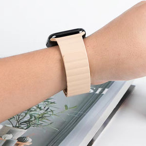 Mutural Liquid Silicone Magnetic Strap Watch Band For Apple Watch Series 8&7 41mm / SE 2&6&SE&5&4 40mm / 3&2&1 38mm(Starlight)