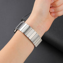 Magnetic Steel Watch Band For Apple Watch Series 8&7 41mm / SE 2&6&SE&5&4 40mm / 3&2&1 38mm(Silver)