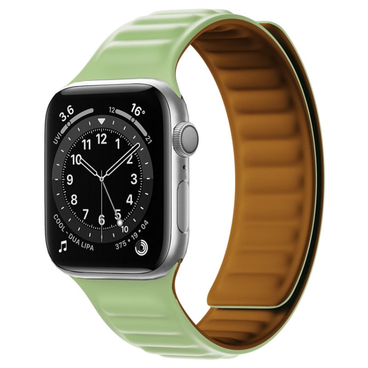 Silicone Magnetic Strap Watch Band For Apple Watch Series 8&7 41mm / SE 2&6&SE&5&4 40mm / 3&2&1 38mm(Grass Green)